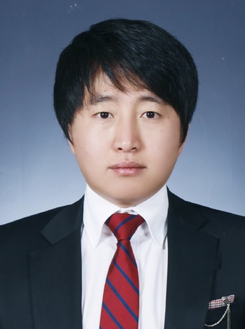 지상현 사진