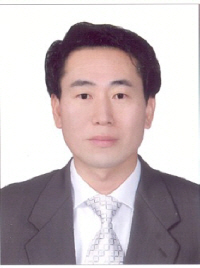 김동일 사진