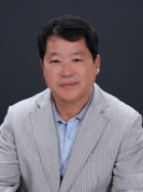 김진섭 사진